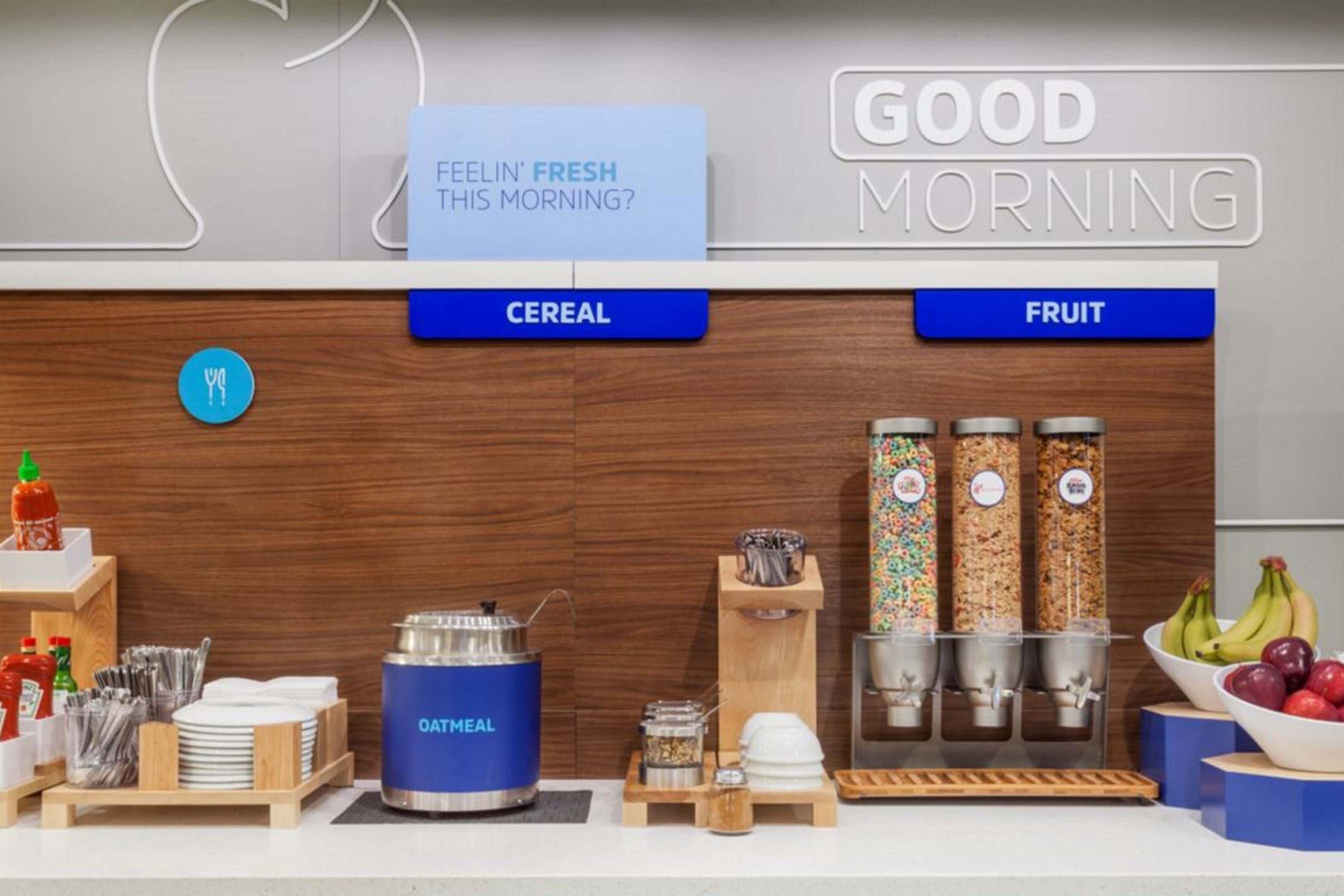 Holiday Inn Express Hotel & Suites Marshall By Ihg Екстер'єр фото